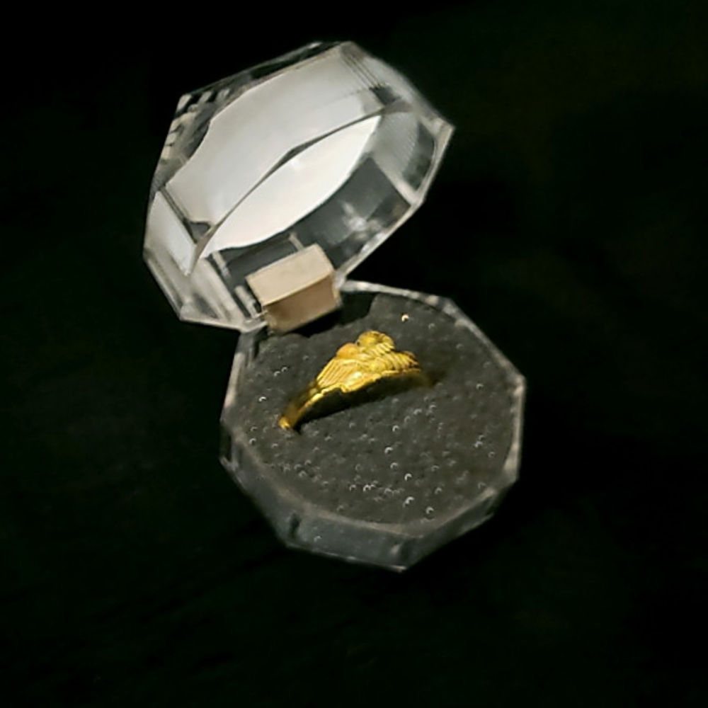 Vintage yellow gold ring